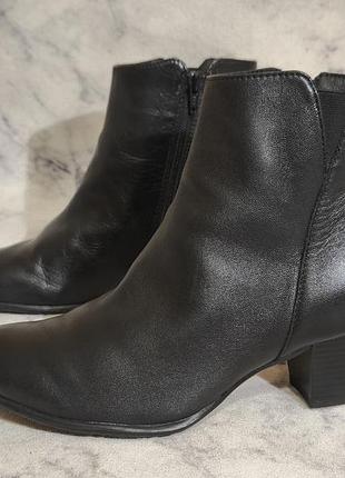 Женские кожаные ботинки 5th avenue.размер 39.