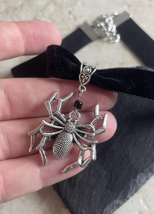 Готичне кольє-павук. чорне оксамитове намисто. павутина. вікторіанський стиль