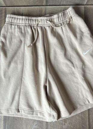 Женские шорты costume nike s-m