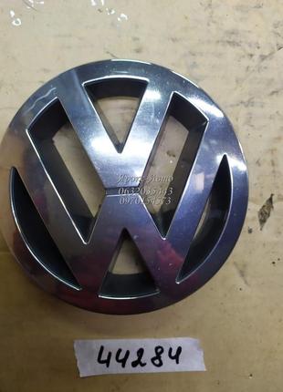 Эмблема решетки радиатора vw touareg 2003-2007  000044284