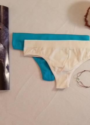 Безшовні трусики стрінги singwear
