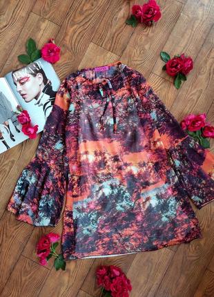 Платье лёгкое с красивым принтом