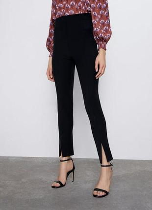 Легинсы брюки с молнией впереди zara, размер m.
