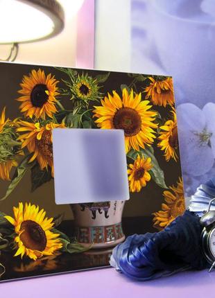 Декоративное зеркало с рисунком 