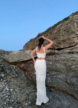 Костюм с юбкой