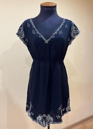 Продам платье atmosphere, размер м