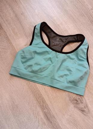 Топ спортивний