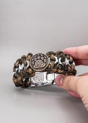 Браслет в плетении hex nut из паракорда с бусиной лапа из итальянской бронзы и застежкой с ножом