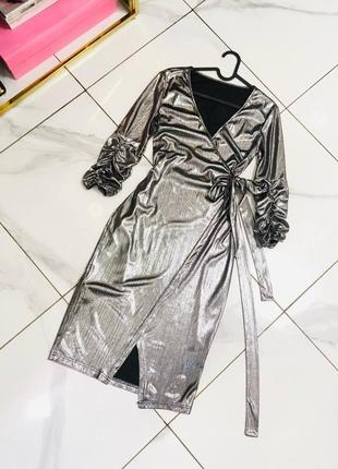 Блестящее металлическое платье с фактурой на запах от shein