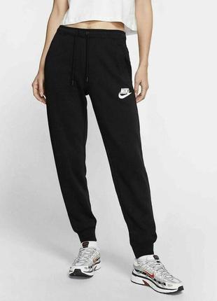 Спортивні штани від nike