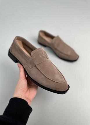 Лофери жіночі замшеві бежевого кольору