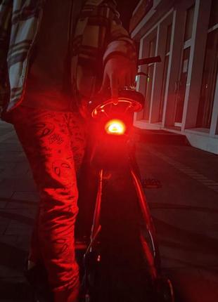 Велосипедний задній миготливий ліхтар, сигнальне світло для велосипеда з вологозахистом кілька режимів освітлення