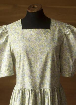 Винтажное летнее платье в мелкие цветочки миди женское laura ashley, размер m2 фото