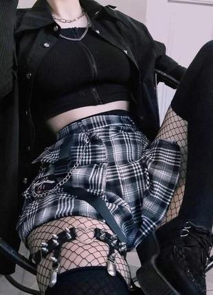 Гартер на ножку с шипами, готика/панк/эмо/альт.