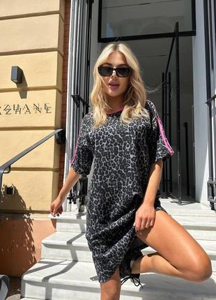 Сукня футболка лео з лампасами