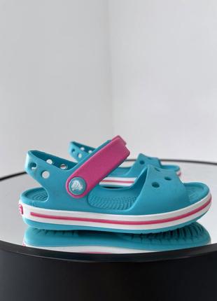 Комфортні практичні босоніжки піна crocs