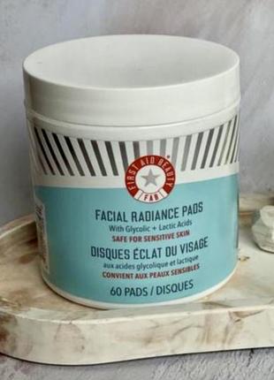 Пилинг диски пади эсфолиант с гликолевой и молочной кислотой first aid Jordan facial radiance pads 60шт. пилинг пады