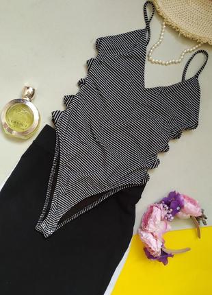 Роскошный боди на тонких бретелях