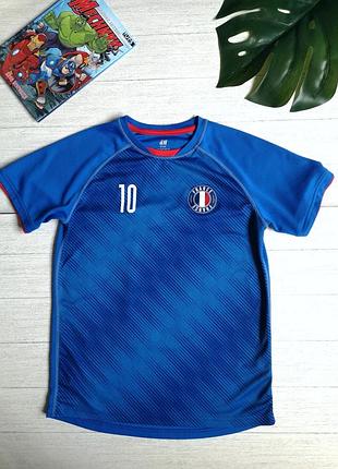 Спортивна футболка