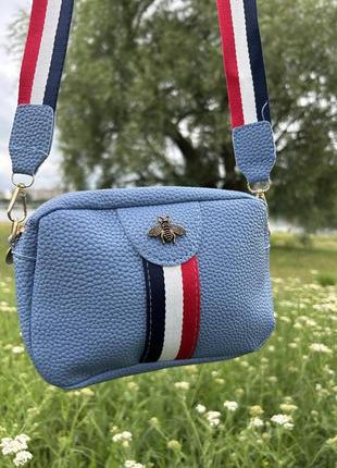 Яскрава літня крос-боді