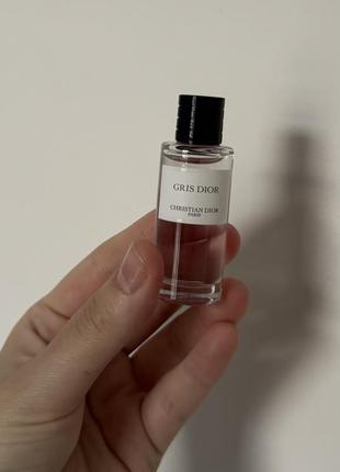 Оригинальный миниатюра парфюм парфюмированная вода christian dior la collection privee gris dior (gris montaigne)