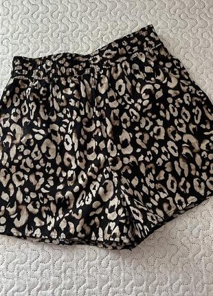 Літні жіночі шорти