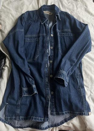 Курточка джинсова