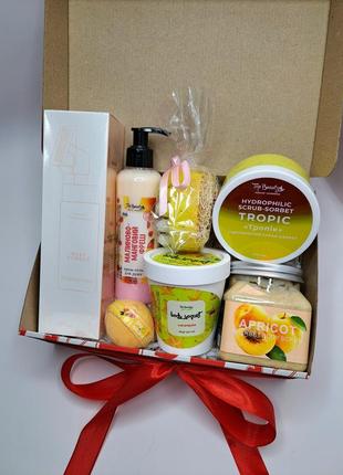 Набір косметики, подарунок,бокс косметики для дівчини