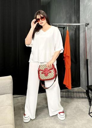 Костюм жіночий вільного фасону