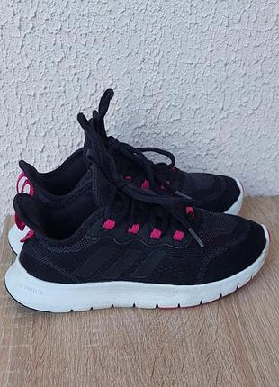 Літні кросівки на дівчинку adidas