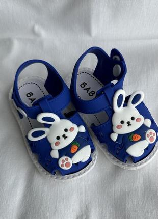 Босоножки для мальчика