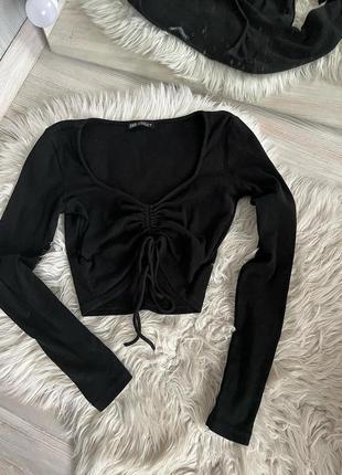 Топ-зара на зав'язках5 фото