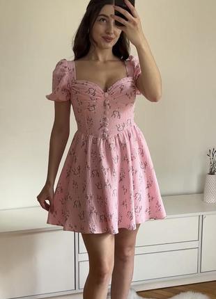Платье короткое с цветами, платье короткое цветочное, цветочное принт, мини, корсетное, муслиновое, муслин, летнее, с рукавом, розовое, розовое, разовое, разовое
