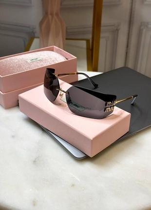 Очки в стиле miu miu
premium 
упаковка : коробка, чехол, мешочек, салфетка, карточки