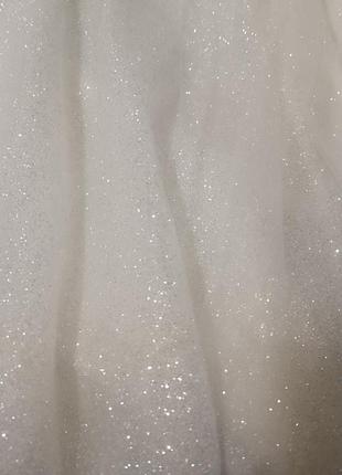 Эффектное свадебное платье в идеальном состоянии