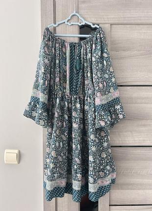 Крутое платье короткое шелк индия зеленый принт стильное легкое
