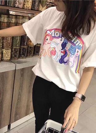 Женская футболка футболока распродажа цвета и принт в ассортименте