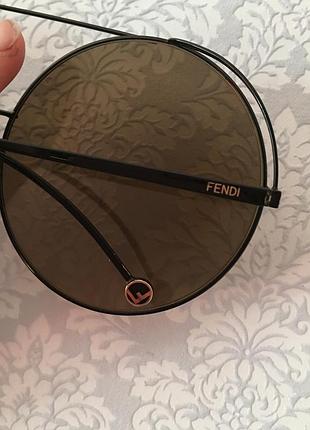 Солнцезащитные очки fendi оригинал!