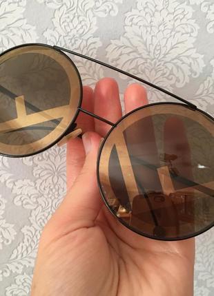 Солнцезащитные очки fendi оригинал!