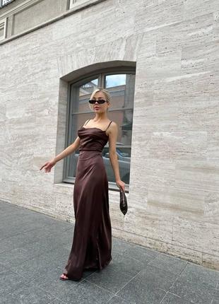 Платье длинное шёлковое на тонких бретельках с корсетной шнуровкой вечернее комбинация...