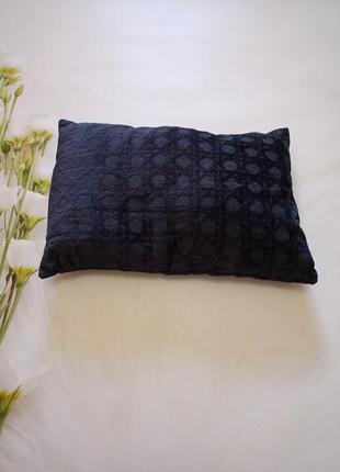 Декоративная подушка, размер 50×35.