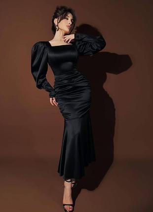 Сукня атласна