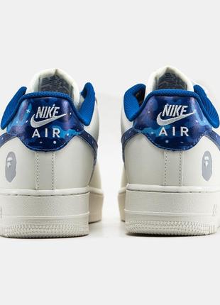 Мужские кроссовки nike air force 1 x bape / найк аир форс белые бежевые синие вставки / мужская демисезонная обувь на весну, лето, осень5 фото