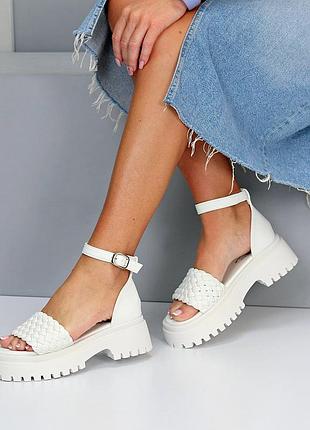 Босоніжки💐😼