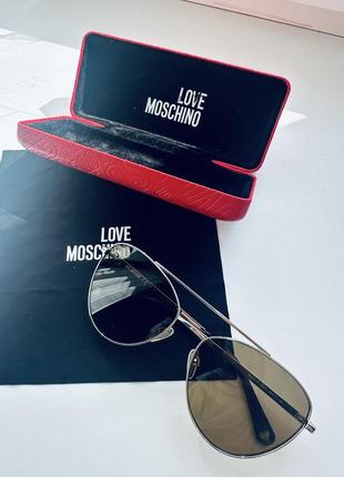 Сонцезахисні окуляри love moschino5 фото