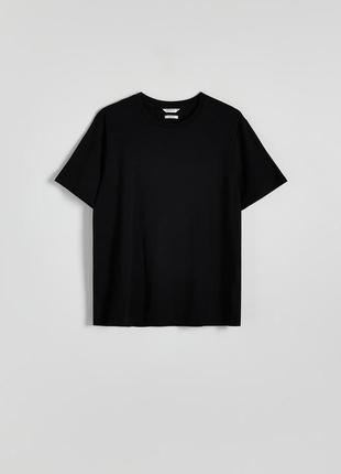 Базовая черная футболка reserved