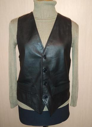 Жилет кожа