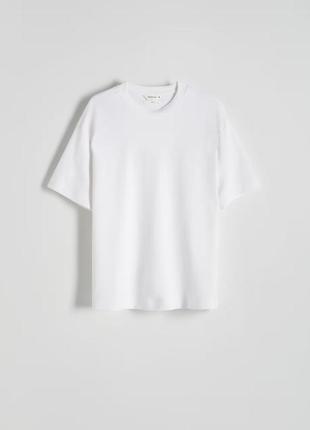 Базовая белая футболка reserved