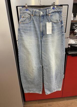 Джинсы zara