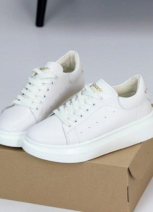 Белые кожаные женские кроссовки raya кеды, базовые кеды 36-41р код 20931